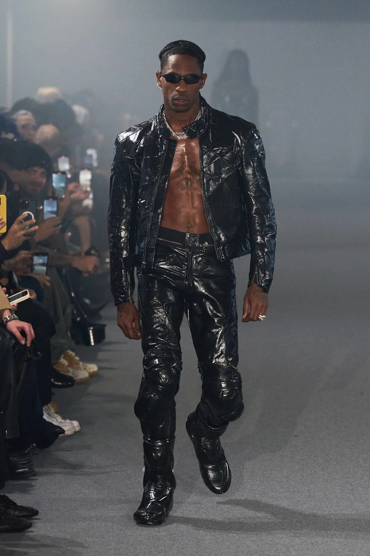 tavis scott, vetements, paris fashion week