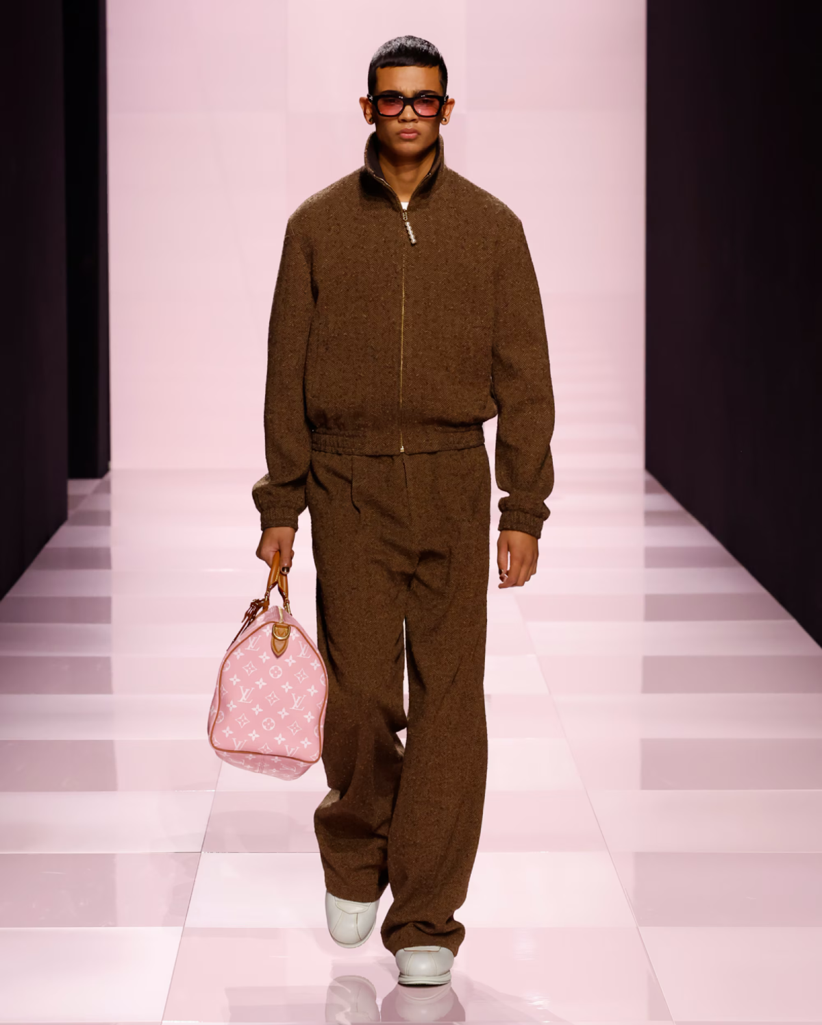 Louis Vuitton, Louis Vuitton Menswear Fall 2025, ლუი ვიტონი, პარიზის მოდის კვირეული, მამაკაცის კოლექცია 2025