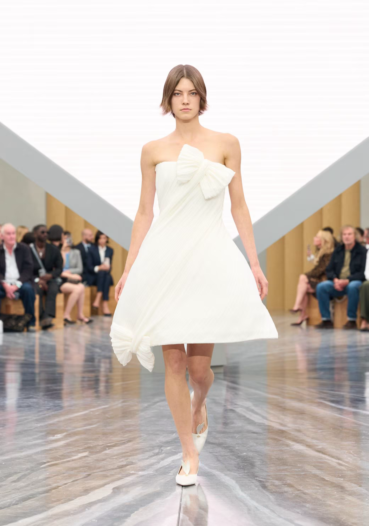 Dior 2026 spring/summer women collection, Jonathan Anderson Debut Dior, ჯონათან ანდერსონი, დიორის დიზაინერი