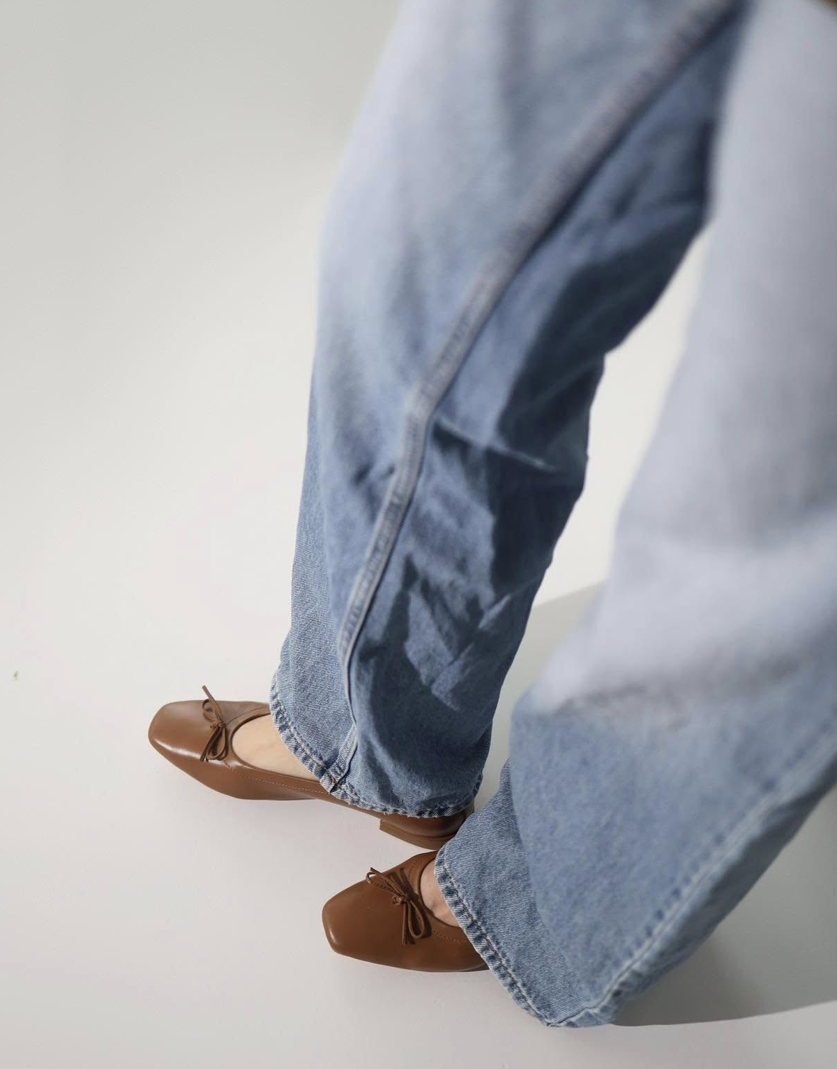 ბრენდი მინიმალისტი, მინიმალისტიმ Minimalist, ყავისფერი ბალერინები, ყავისფერი ფეხსაცმელი