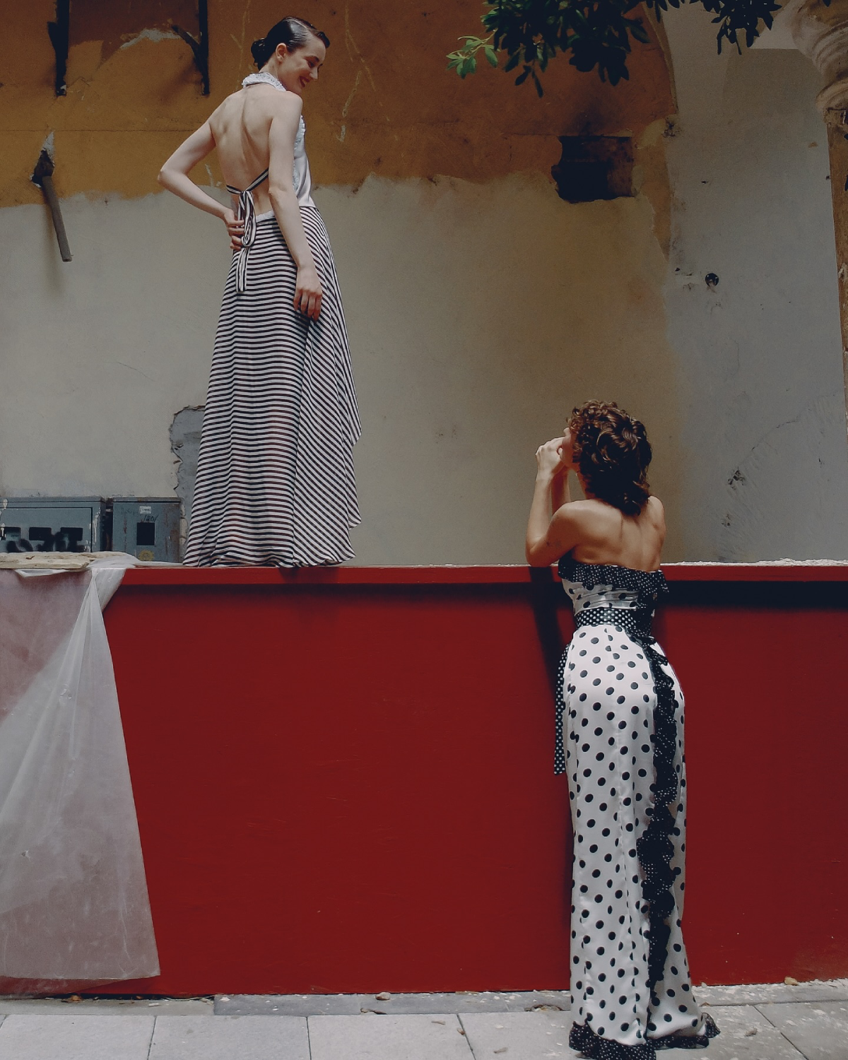 Allie Collection, ქართული ბრენდი ALLIE, ელენე მიქავა, კოპლებიანი კაბა, ზოლიანი კაბა