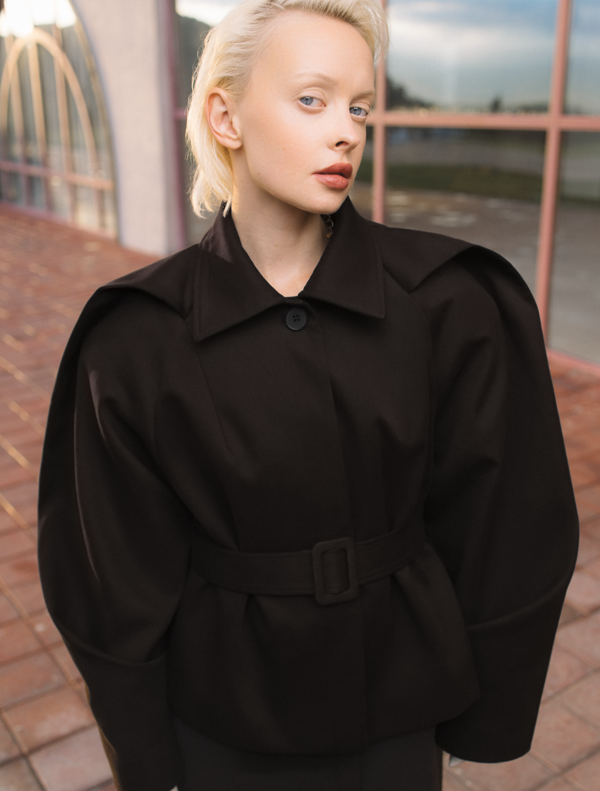 Suit Trench, trench coat, Dialectiqa, Clothing Brand, თრენჩ ქოუთი, შავი თრენჩ ქოუთი