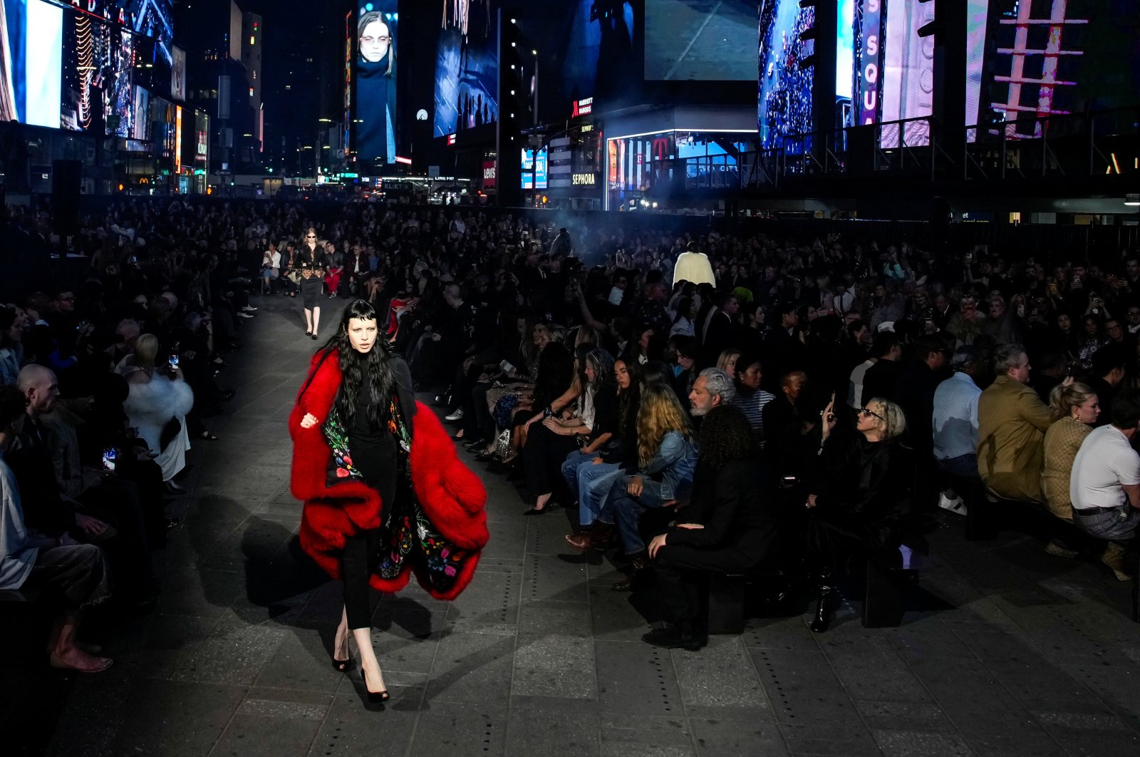 Gucci Resort 2027, Demna Gvasalia, Gucci Core collection, დემნა გვასალია, გუჩი, გუჩი რეზორტი 2027