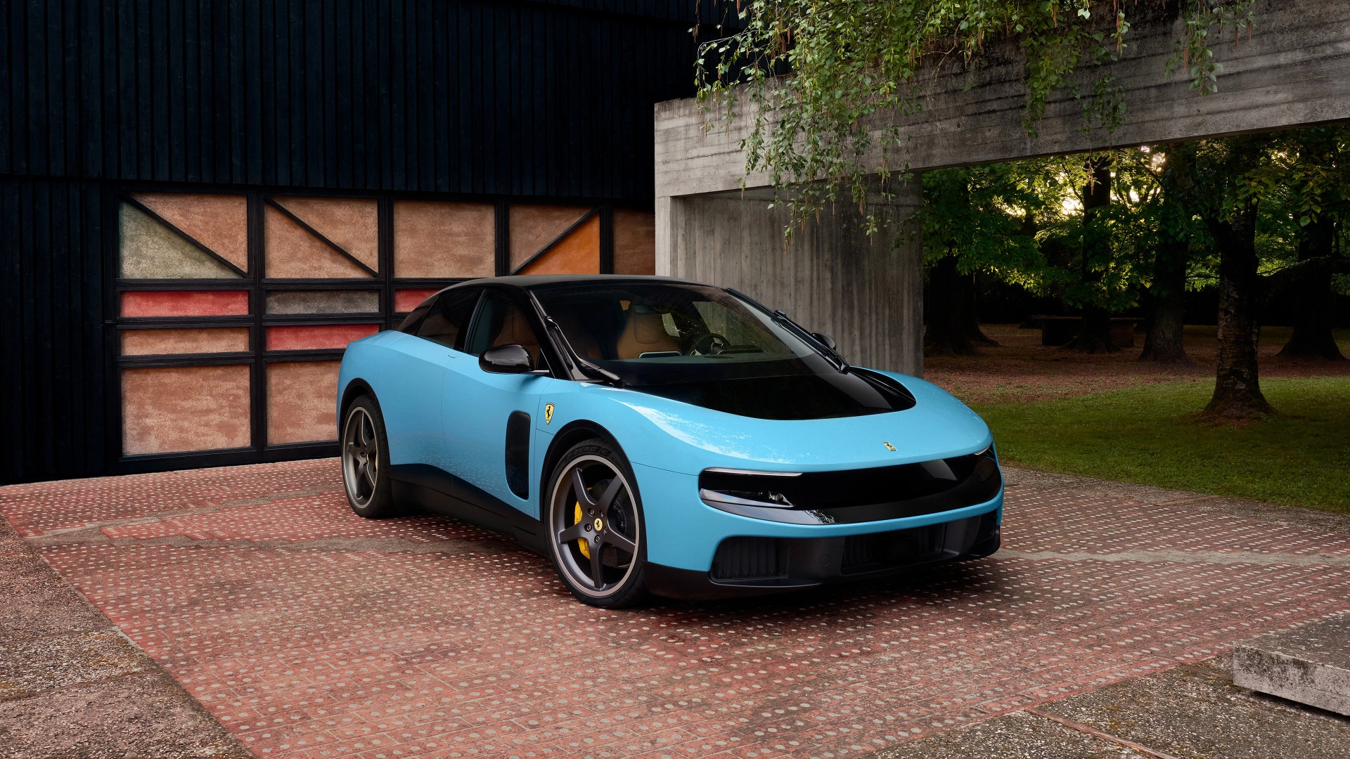 FERRARI LUCE ELECTRO CAR
