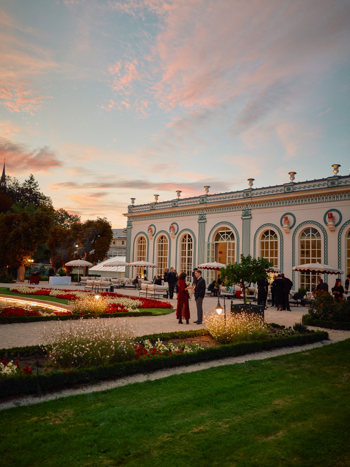 moet & chandon, მოეტი, მოე შანდონი, მეიზონი, maison, შამპანი, რთველი, harvest, მიღება, მარანი